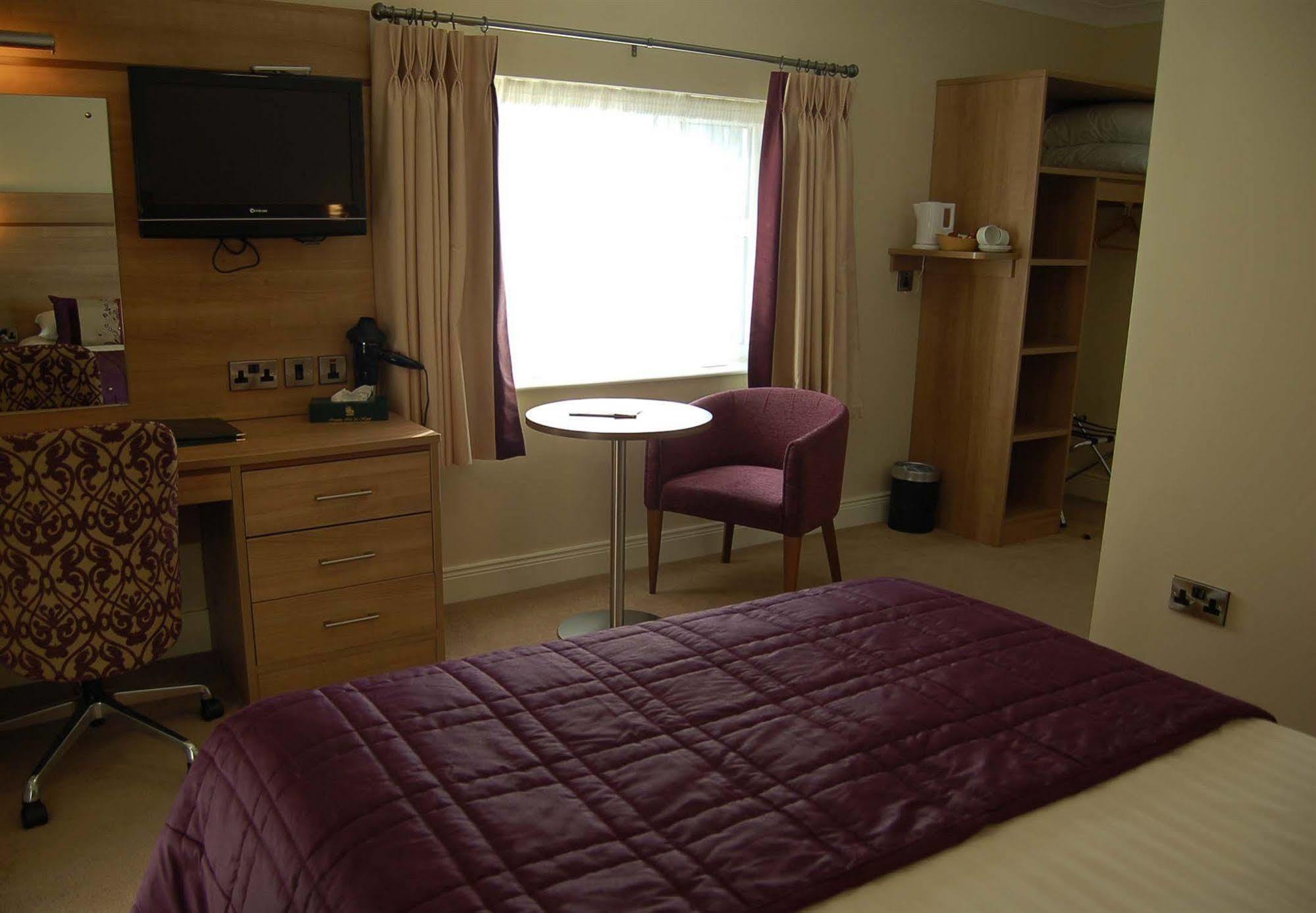 Ivanhoe Inn And Hotel Belfast Ngoại thất bức ảnh